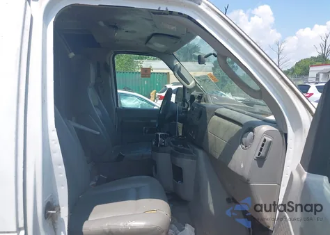 2009 Ford E-150 Commercial/Recreational from USA, damaged, VIN 1FTNE14W99DA01715